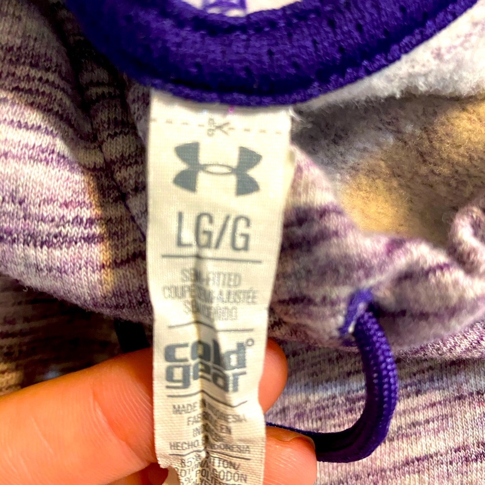 Under Armor Sweatshirt